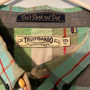 Men’s Akoo Striped Polo